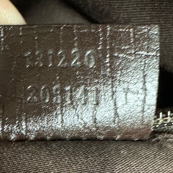 💯Authentic Gucci Tote Handbag🍀 - Picture 11 of 17